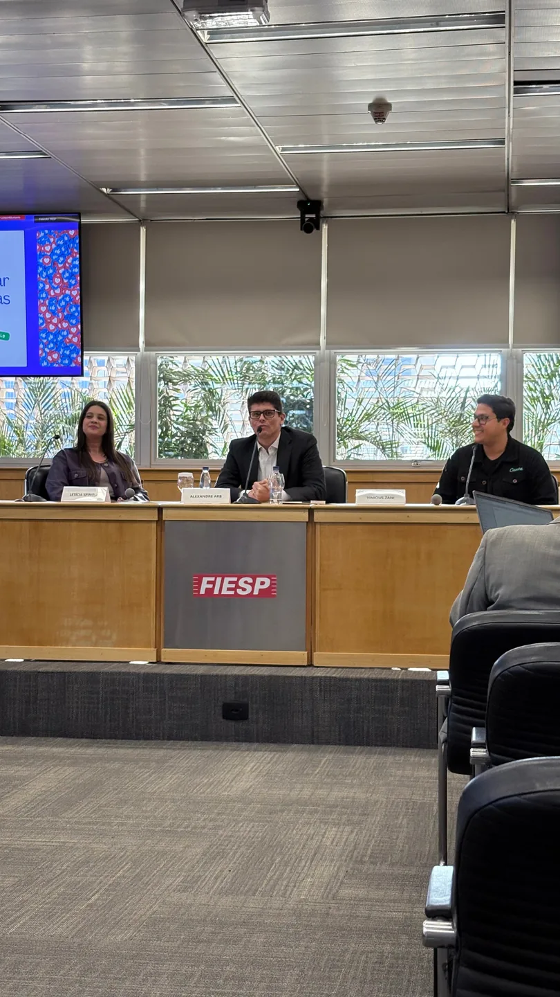 Apresentação na FIESP, na Avenida Paulista em São Paulo
